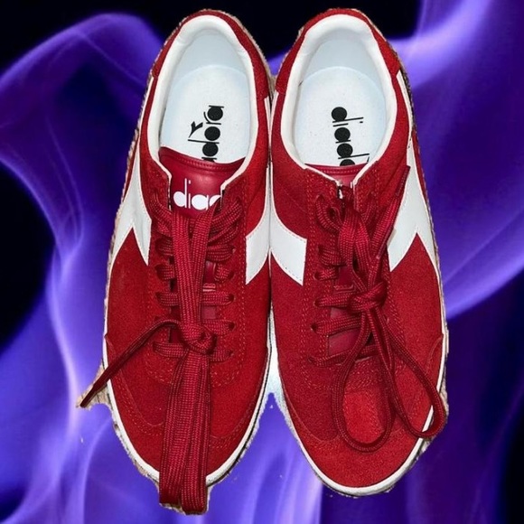 Red Diadora Casual Sneaker - Picture 3 of 3